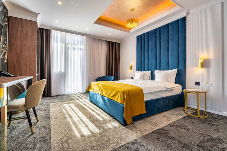 camera hotel suceava